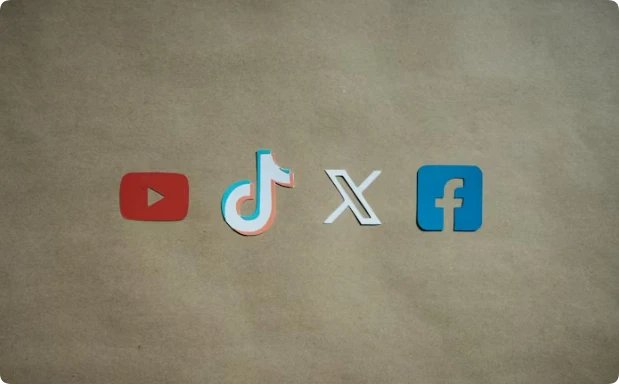 社群互動越來越「黏」-圖片來源：unsplash