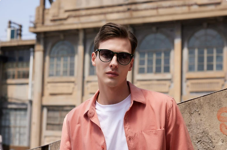 有錢成熟男 - 讓女人能完美依靠