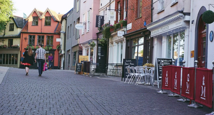 婚姻中最重要的是什麼?懂人性、懂合作、懂感恩,才走得長久