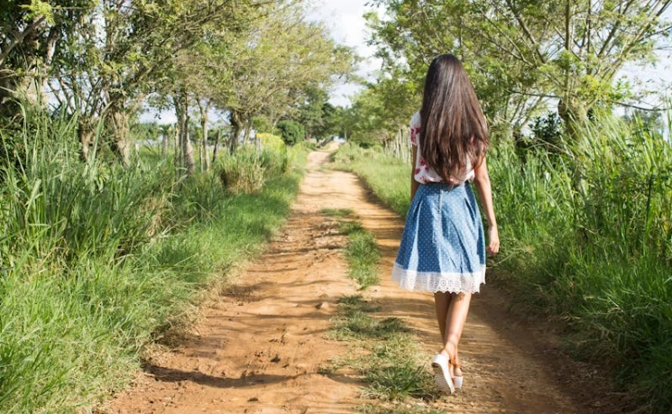 男生怎麼知道曖昧中的女生吃醋了?