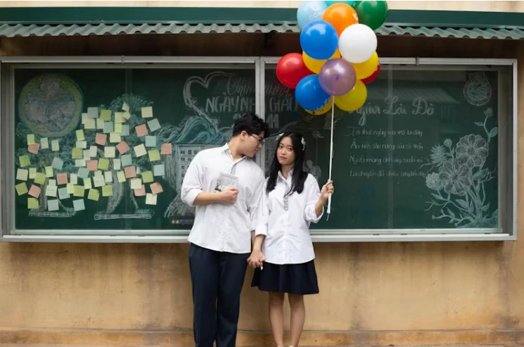 戀愛節奏快，卻也多了點現實