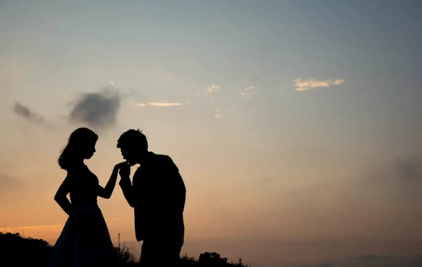 幸福婚姻的秘密：看懂「會撒嬌」的女人，究竟厲害在哪裡？