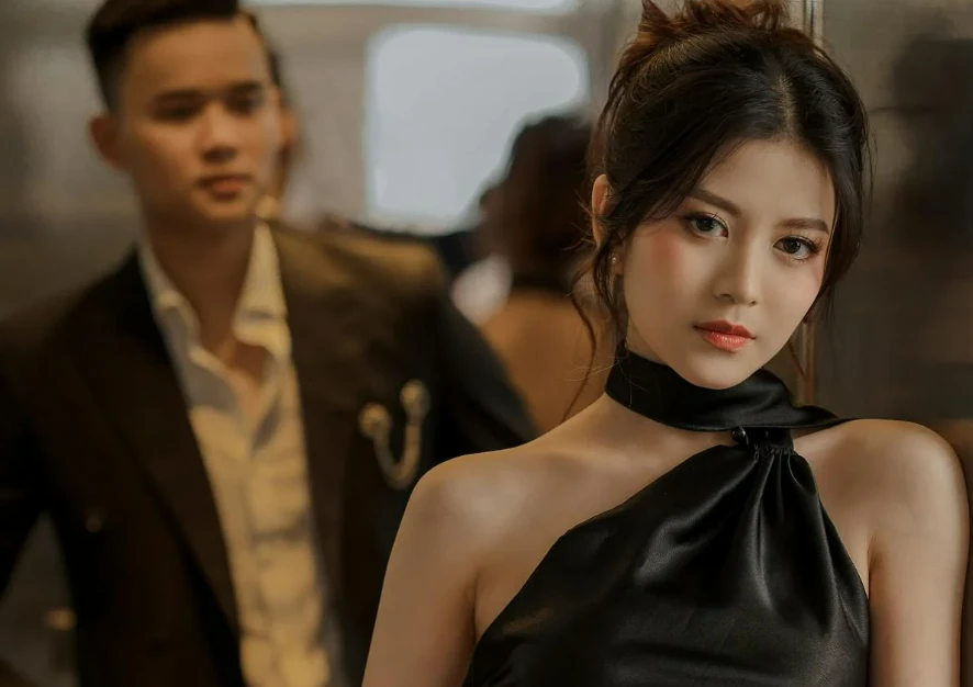 曖昧可以肢體接觸嗎?