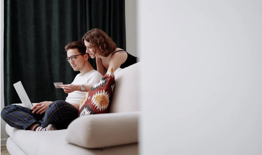 談戀愛會影響成績嗎？別再糾結！學霸學渣都適用的成績愛情平衡術｜SmalPasion文章配圖3