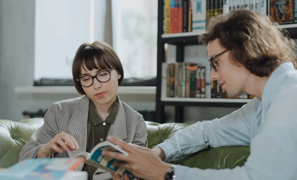 談戀愛會影響成績嗎？別再糾結！學霸學渣都適用的成績愛情平衡術｜SmalPasion文章配圖4